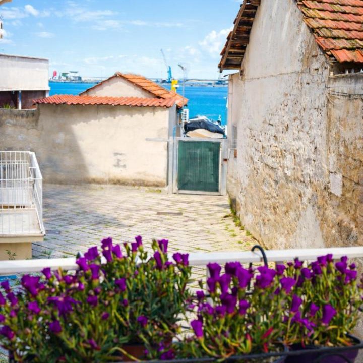 Molfetta House | "Oltremare Lux Apt"- Seaview in the center & FREE Street Parking
