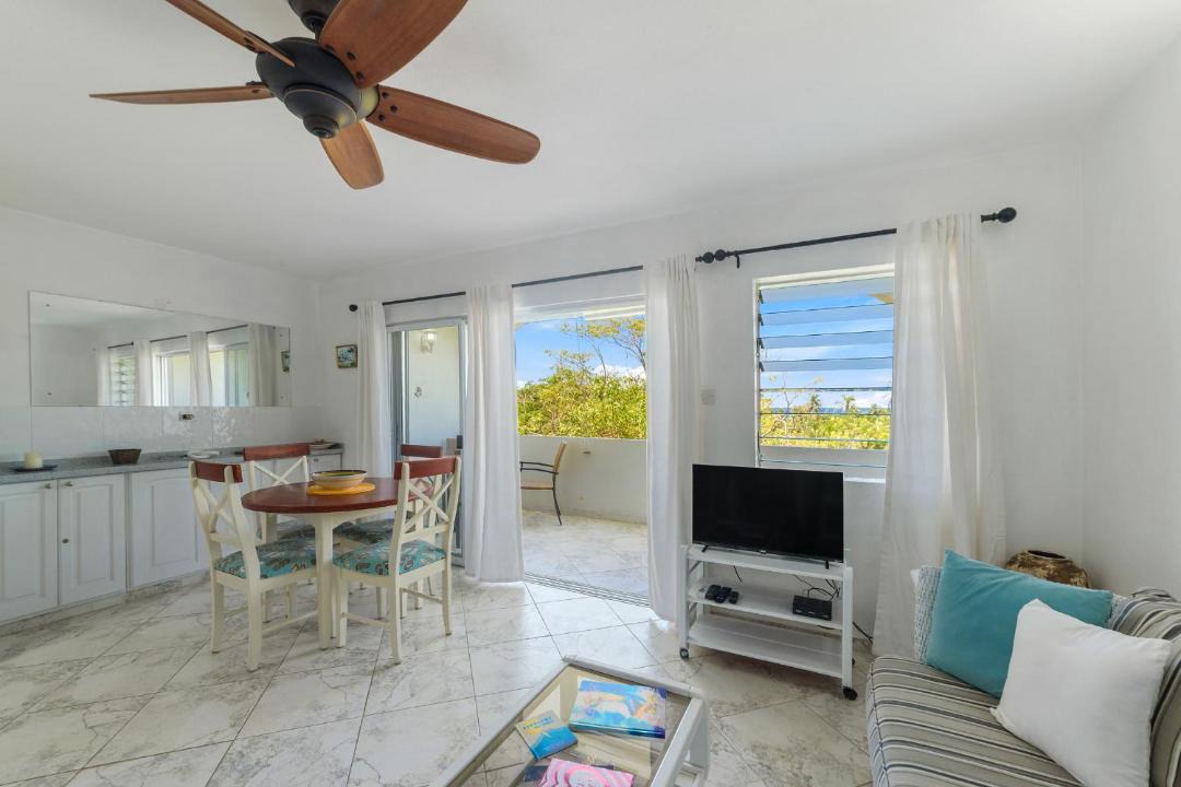 Sunset Crest Apartment | Rum Runner - Golden View 328