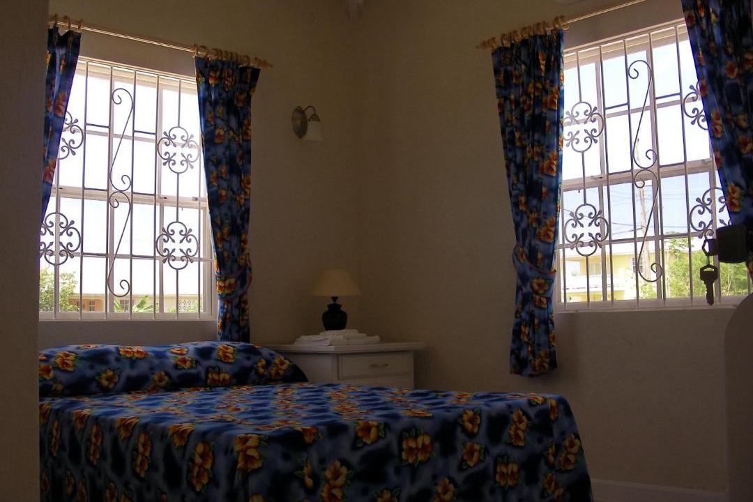 Inch Marlowe Apartment | Plover Court Apartments