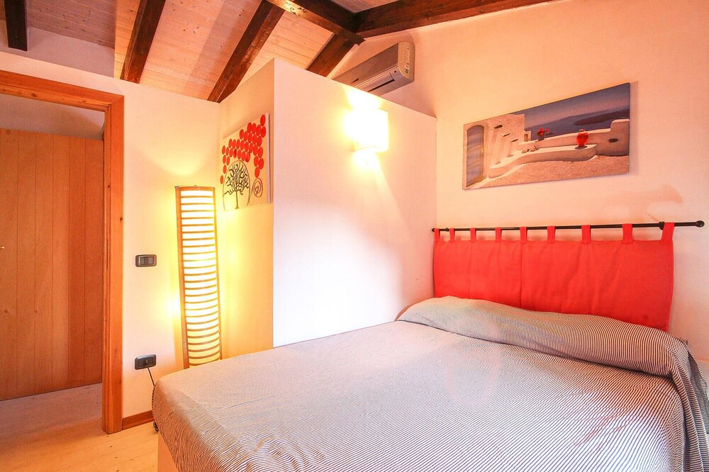 Photo of Bedroom in Castellabate Historic Centre