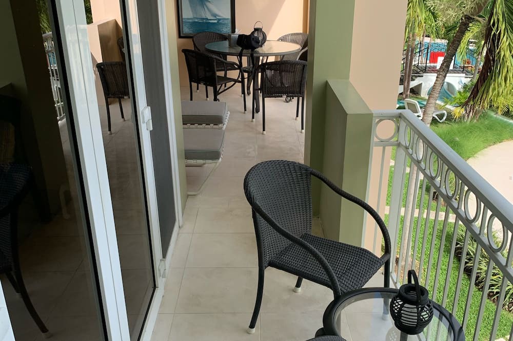 Photo of Patio Balcony in Callendar