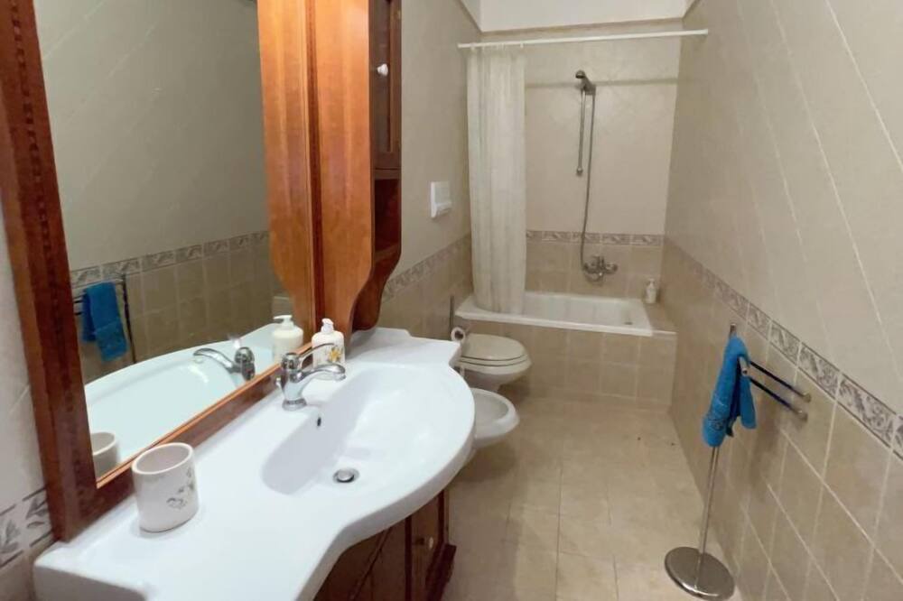 Photo of Bathroom in Torchiara