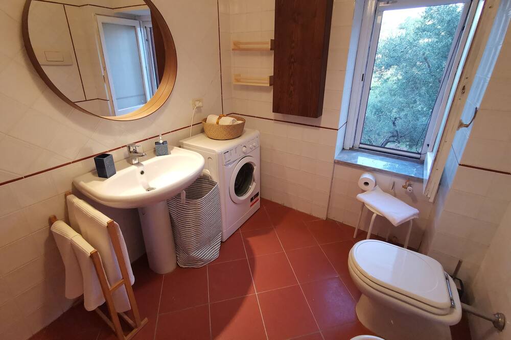 Photo of Bathroom in Perdifumo