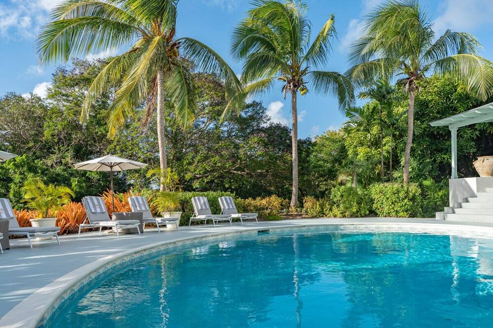 Photo of Others in Sandy Lane
