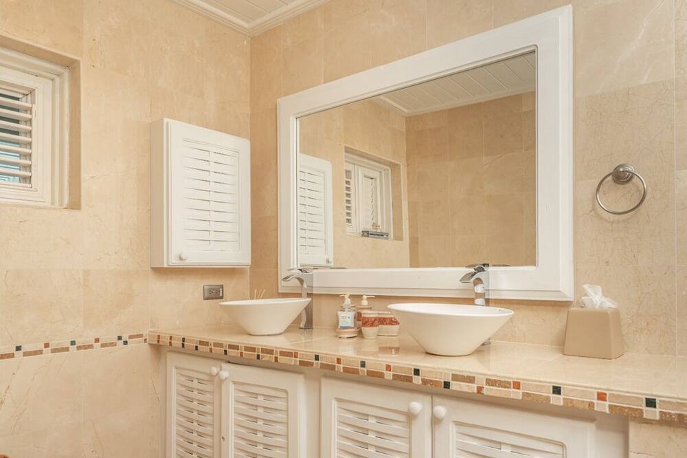 Photo of Bathroom in Sandy Lane