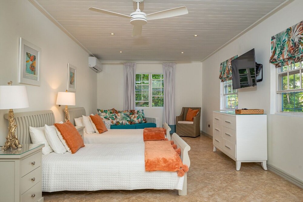 Photo of Others in Sandy Lane