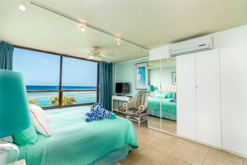 Photo of Bedroom in Saint Lawrence