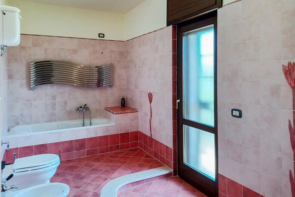 Photo of Bathroom in Albanella