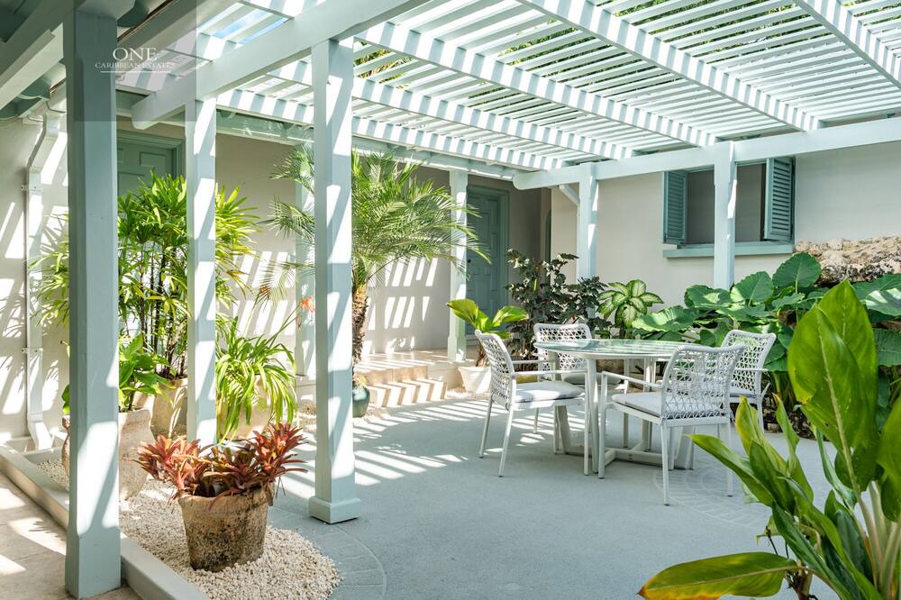 Photo of Patio Balcony in Molyneux