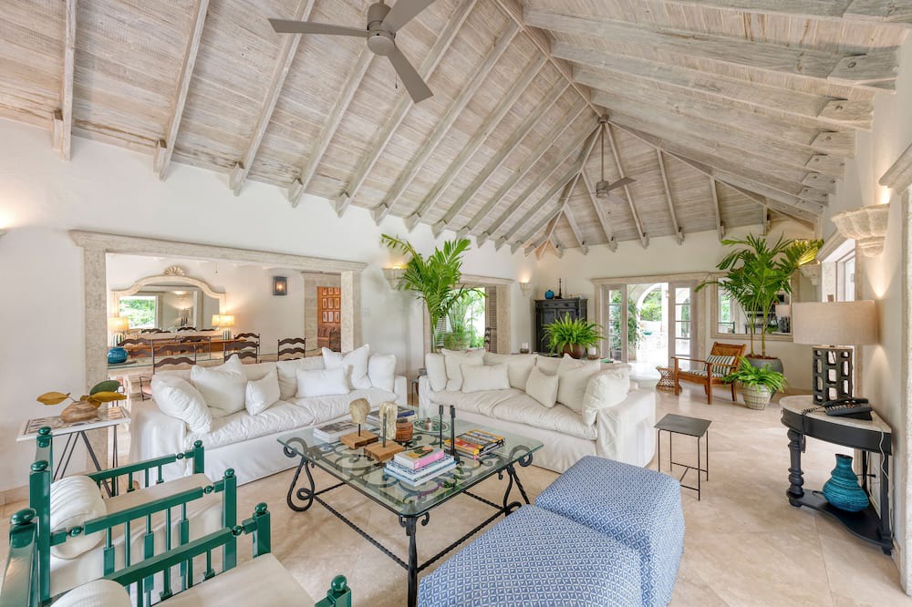 Photo of Livingroom in Old Trees Bay