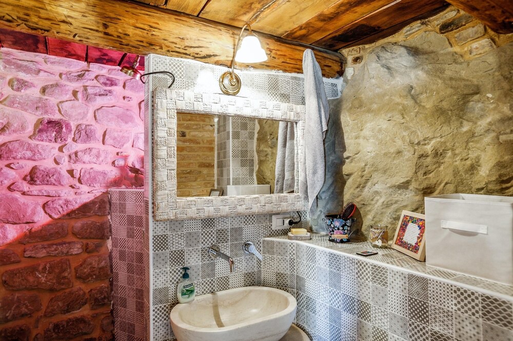 Photo of Bathroom in Roccafluvione