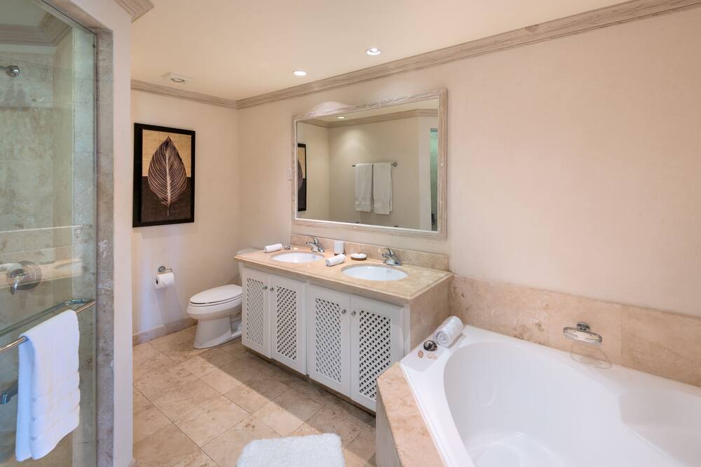 Photo of Bathroom in Mount Standfast