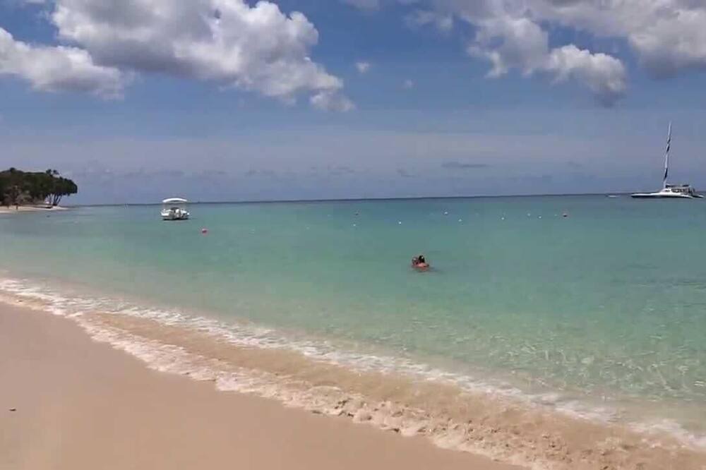 Photo of Others in Sandy Lane