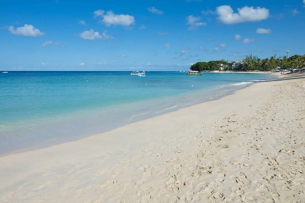 Photo of Others in Sandy Lane