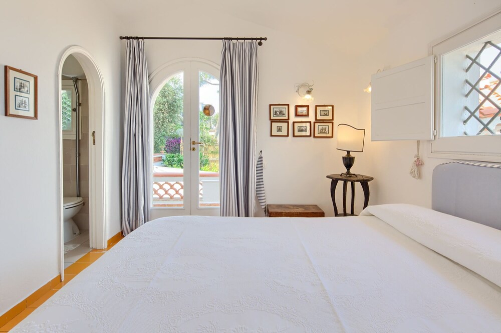 Photo of Bedroom in Massa Lubrense