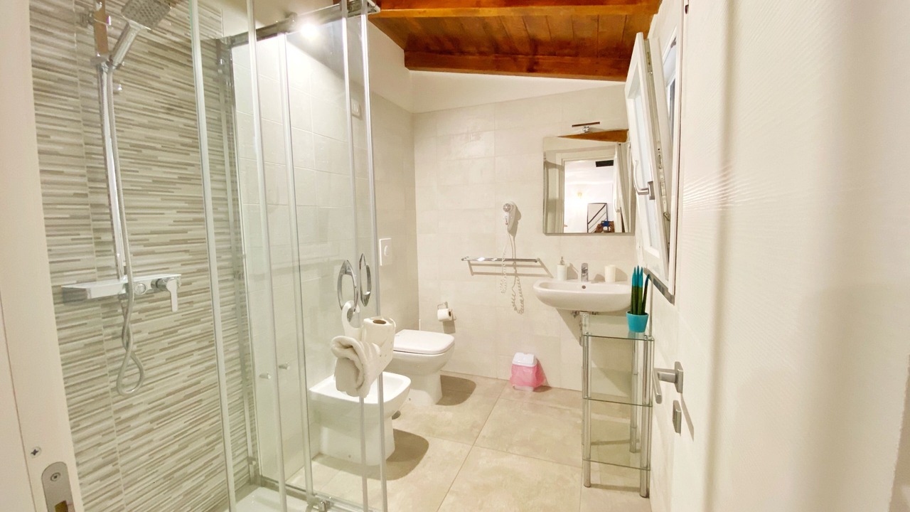 Photo of Bathroom in Rione Duomo