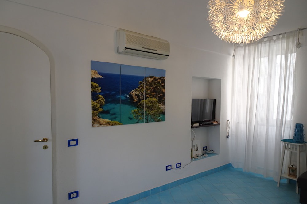 Photo of Bedroom in Marina del Cantone