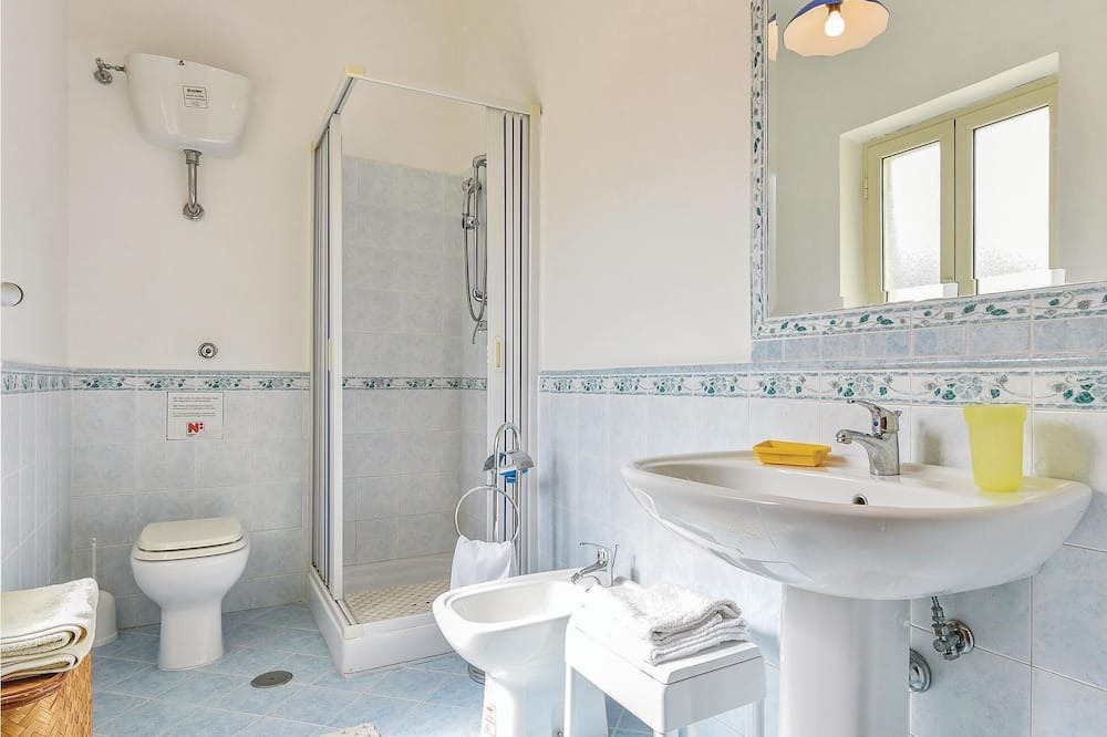 Photo of Bathroom in Perdifumo