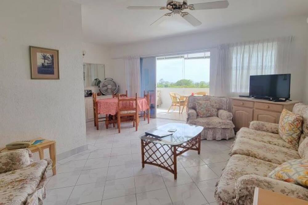 Photo of Livingroom in Sunset Crest