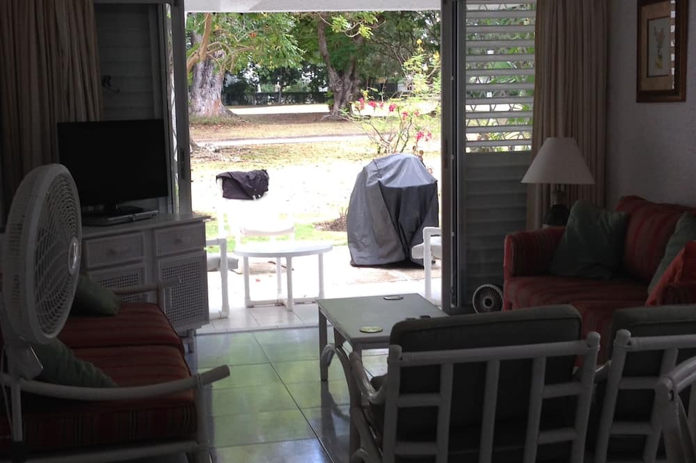 Photo of Livingroom in Rockley
