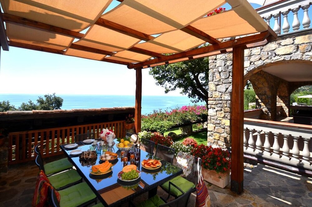 Photo of Patio Balcony in Villammare