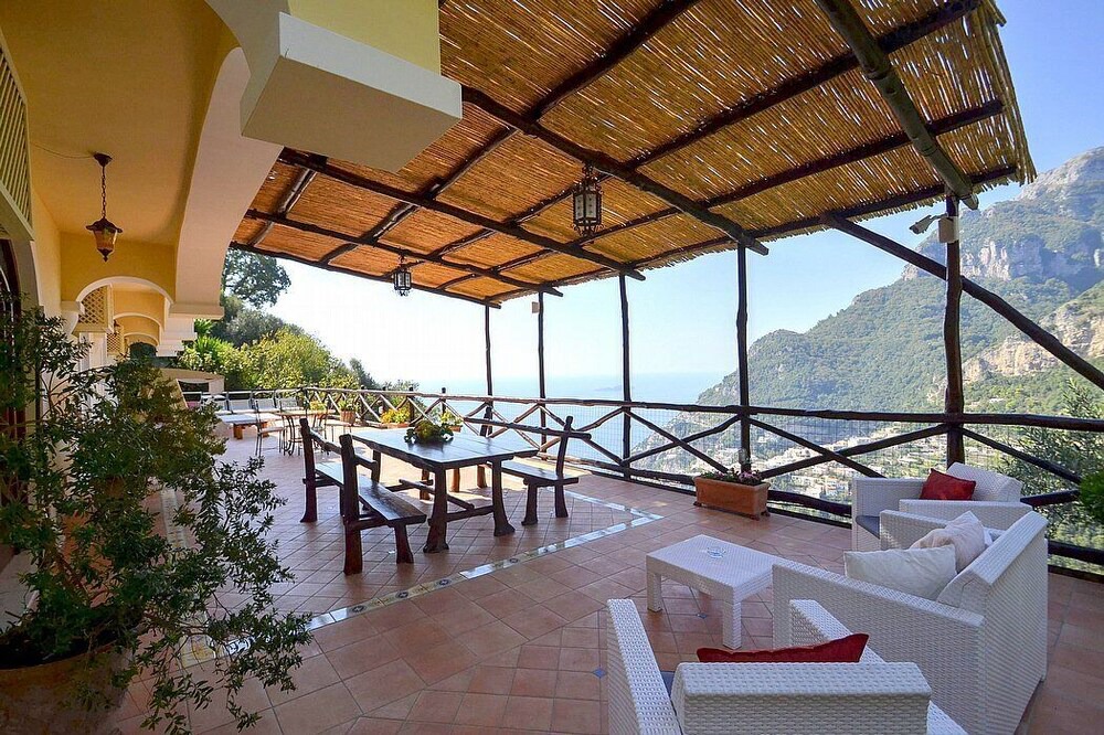Photo of Patio Balcony in Montepertuso