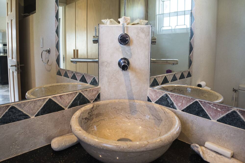 Photo of Bathroom in Atlantic Shores