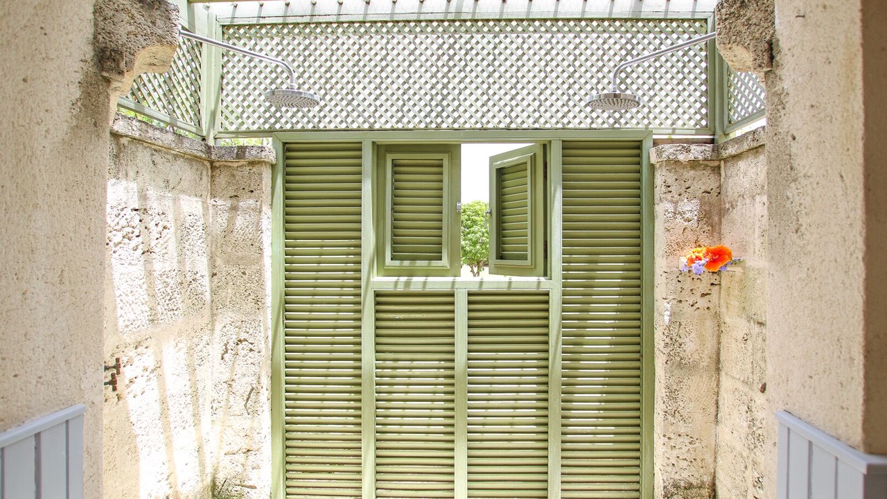 Photo of Outdoor in Weston