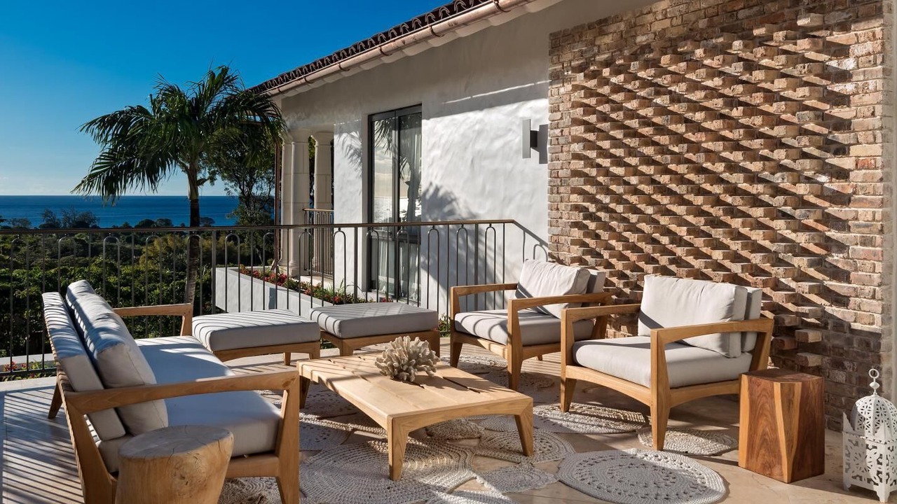 Photo of Outdoor in Sandy Lane
