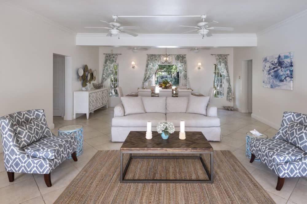 Photo of Livingroom in Mullins