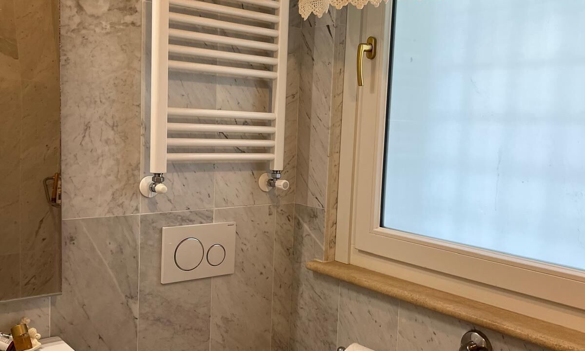 Photo of Bathroom in Silvi
