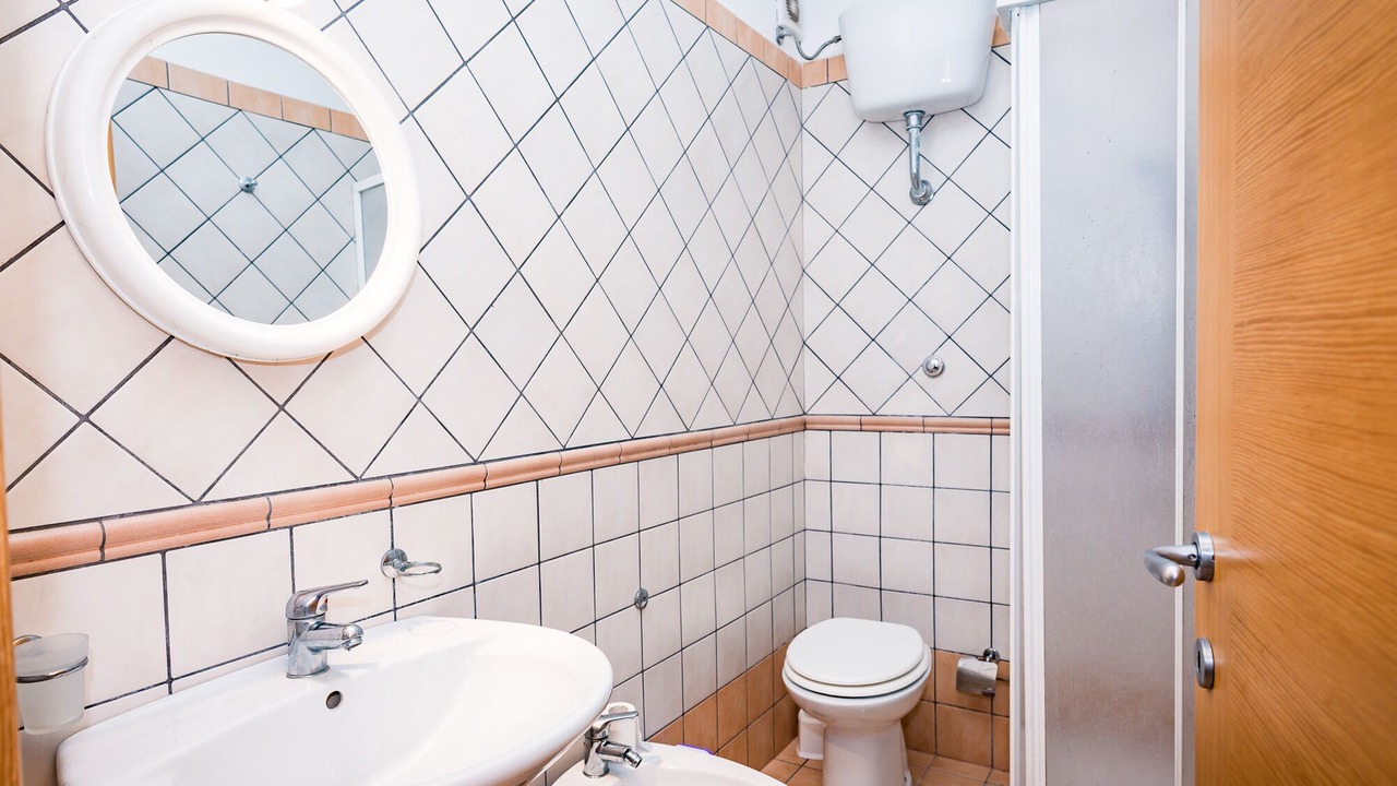 Photo of Bathroom in Marina Lido