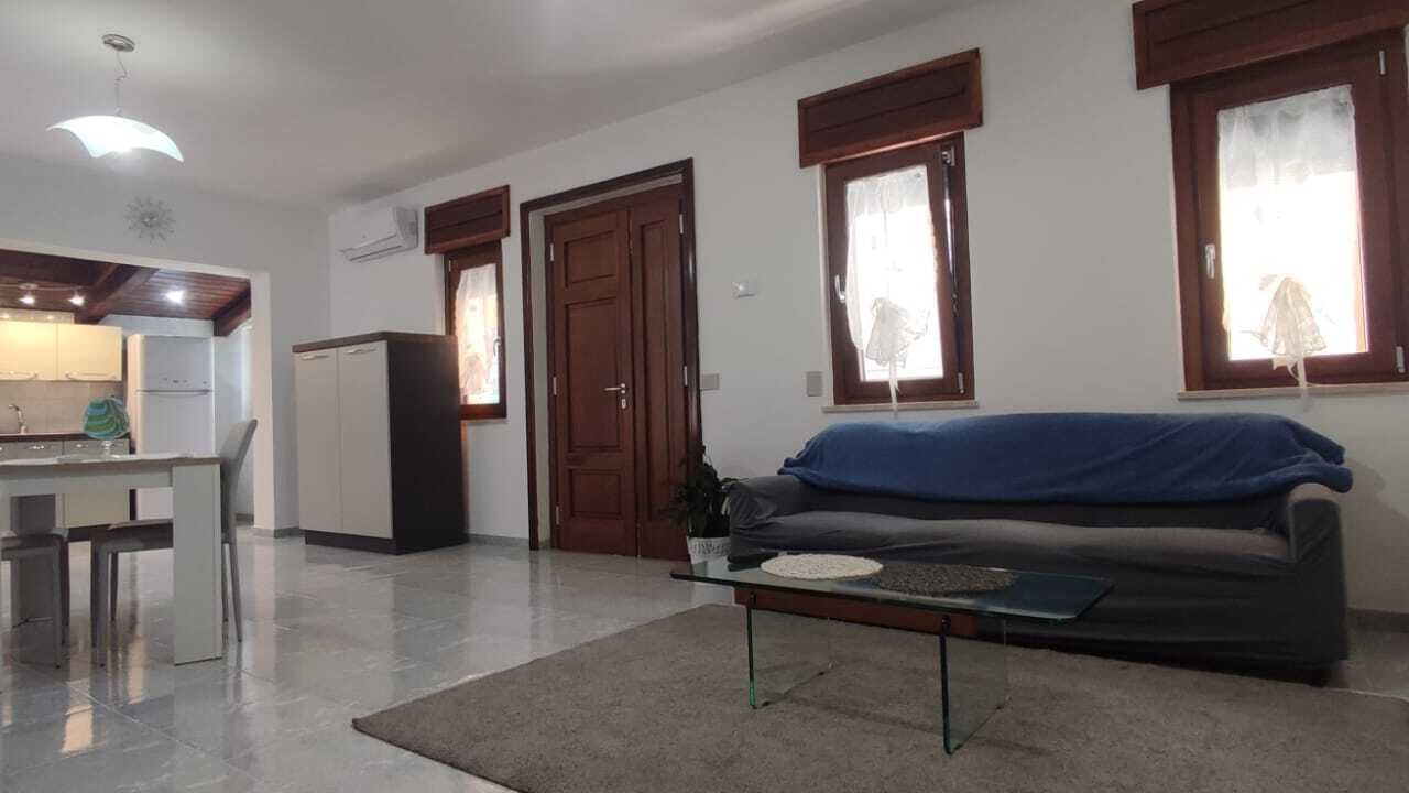 Photo of Livingroom in Pertosa