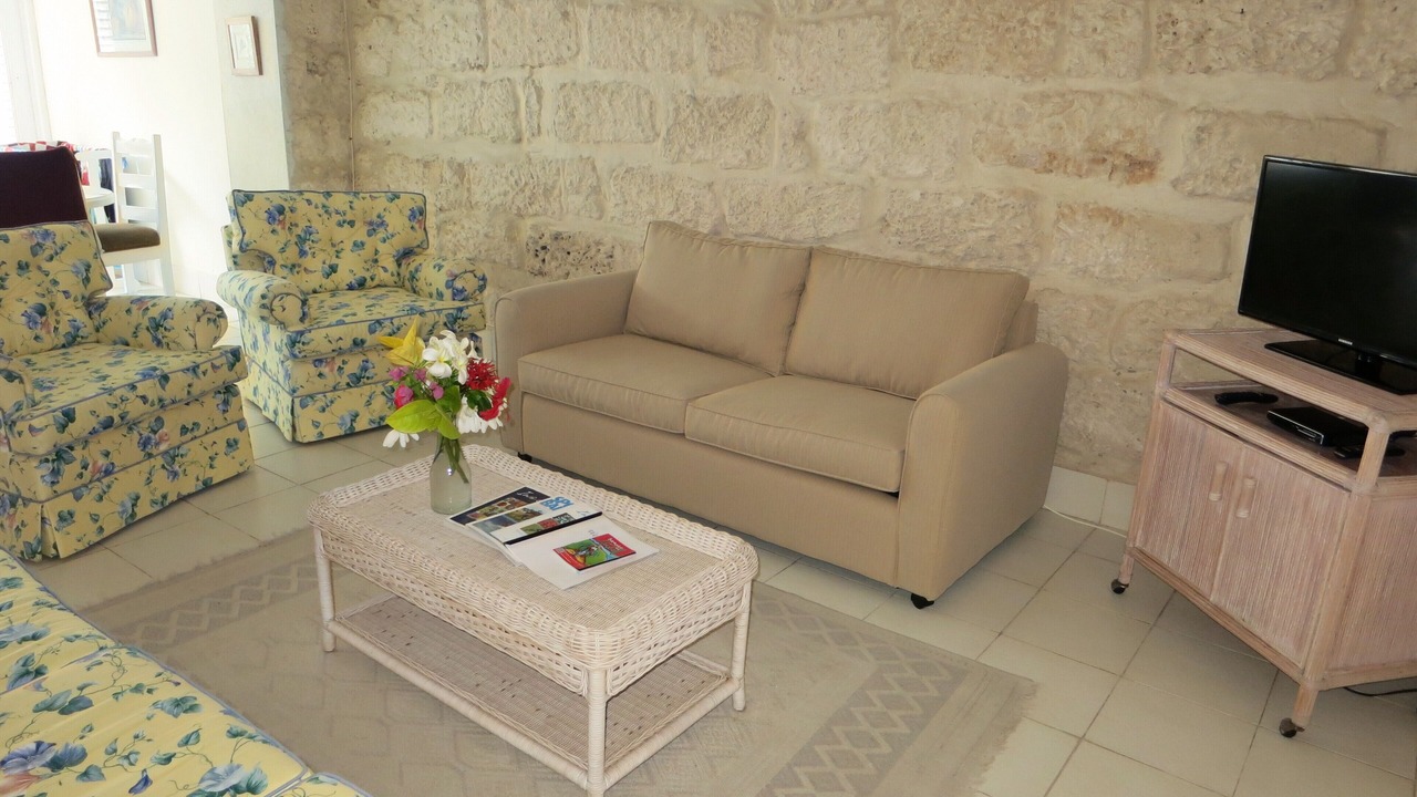 Photo of Livingroom in Silver Sands