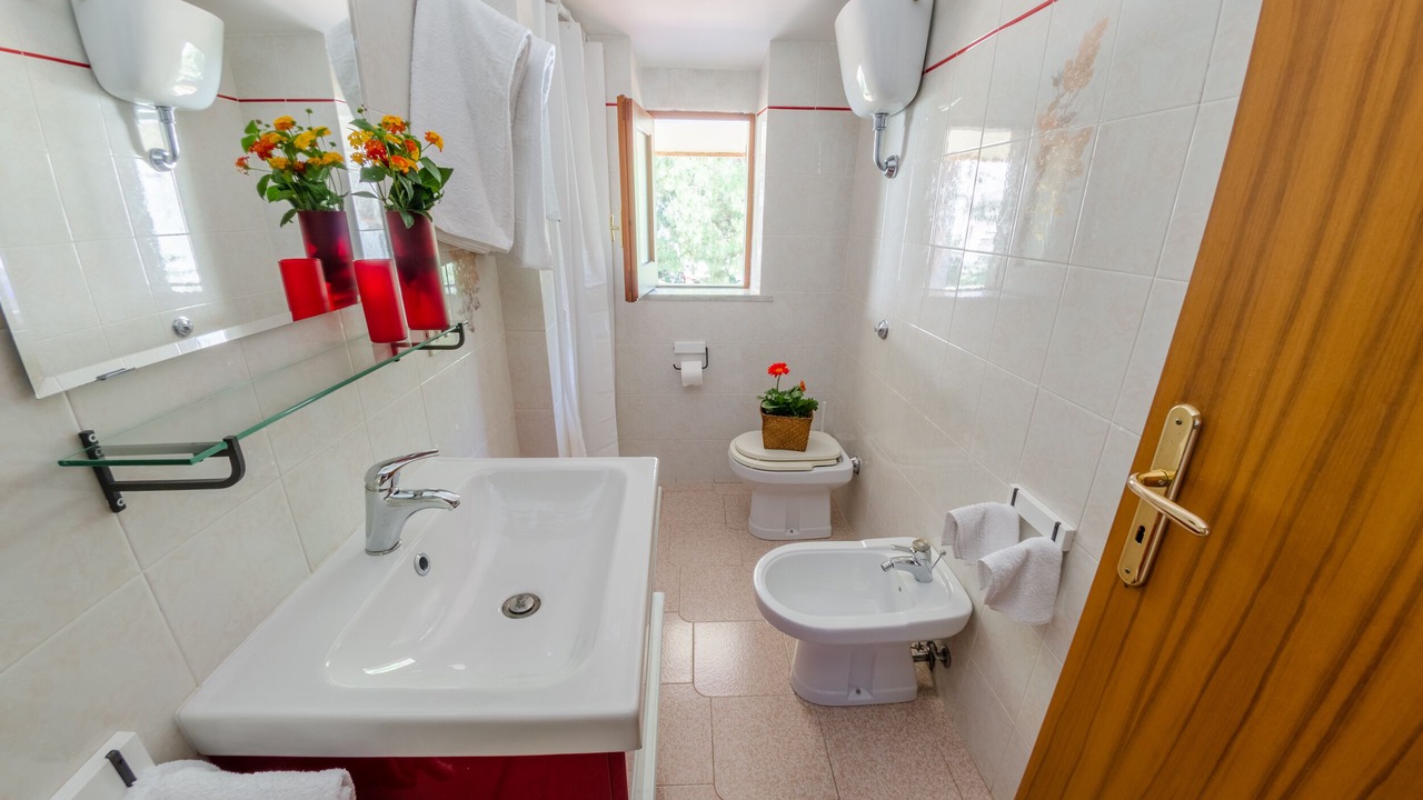 Photo of Bathroom in Centola