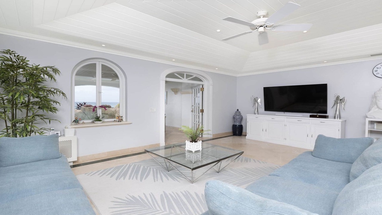 Photo of Livingroom in Old Trees Bay