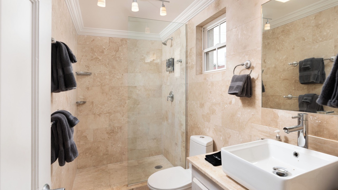 Photo of Bathroom in Prospect