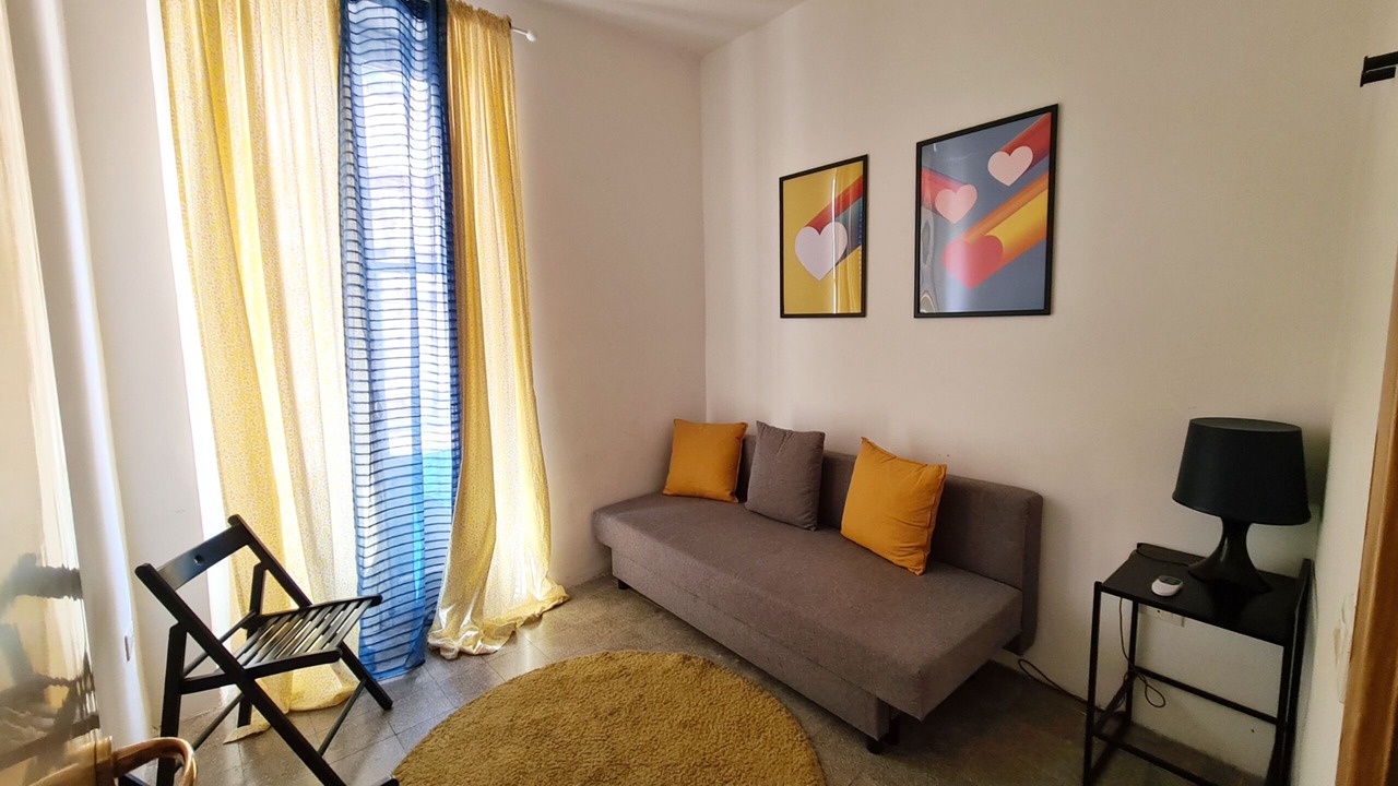 Photo of Livingroom in Historical Downtown Salerno