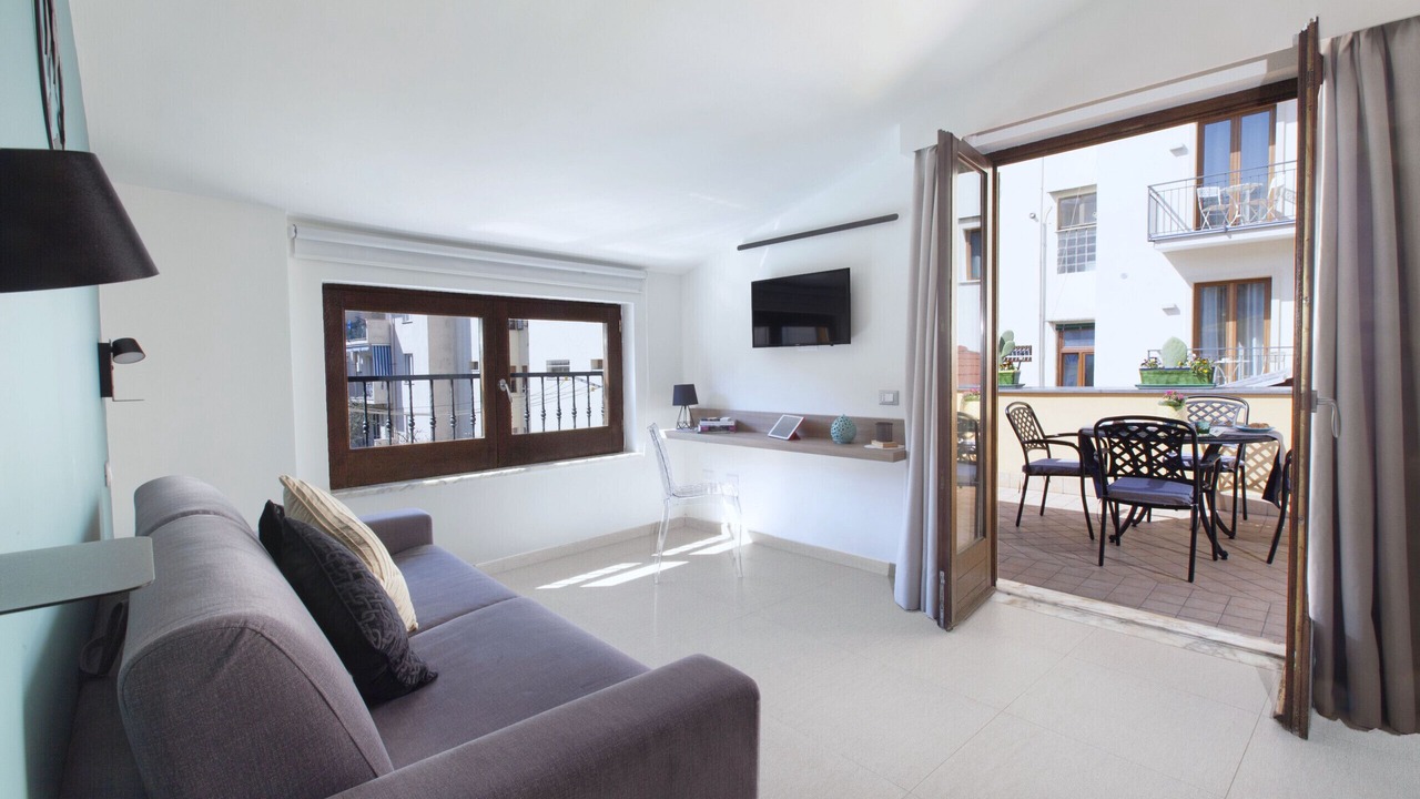 Photo of Livingroom in Sorrento City Centre