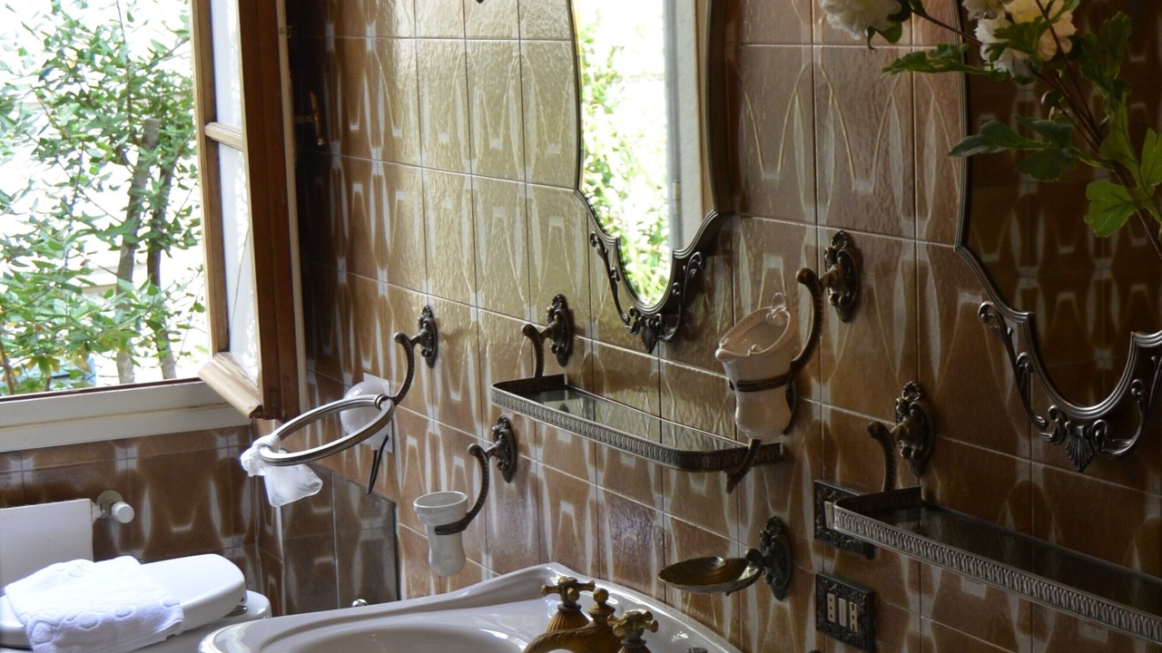 Photo of Bathroom in Oltrarno