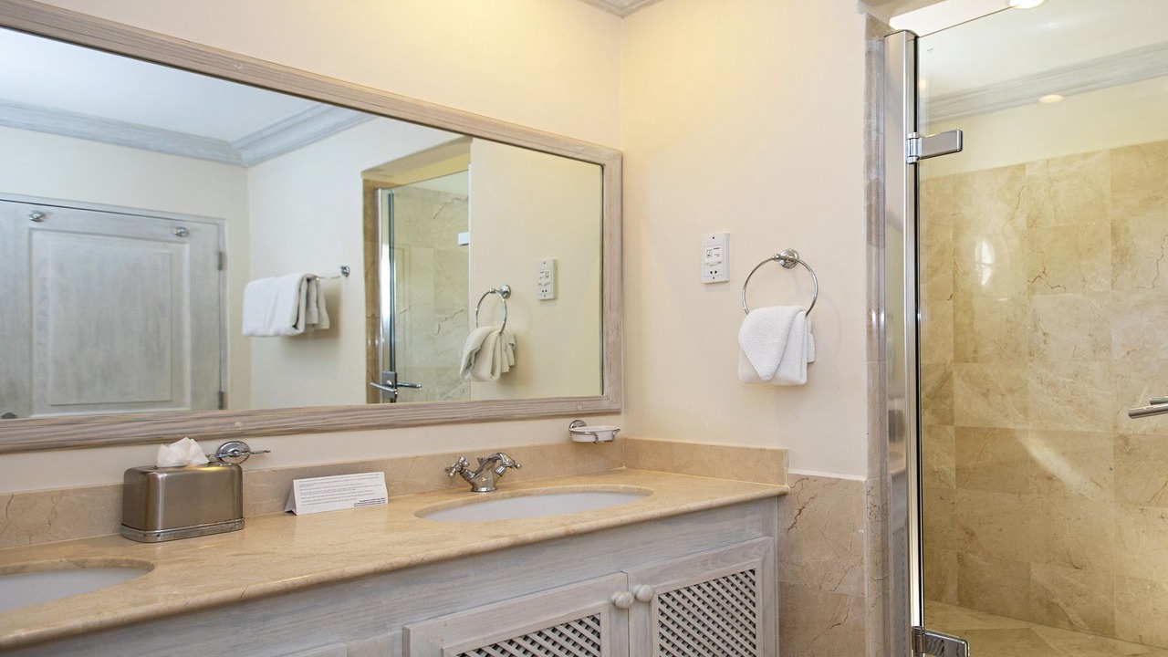 Photo of Bathroom in Merlin Bay