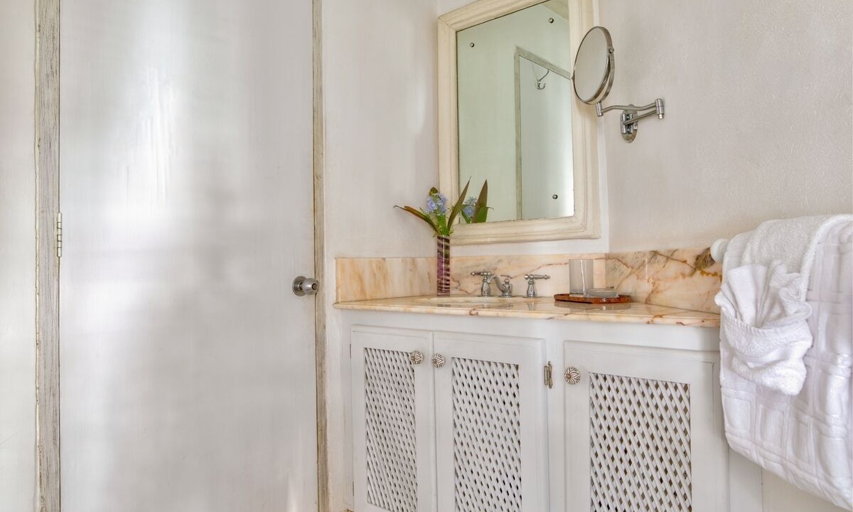 Photo of Bathroom in Gibbs Bay