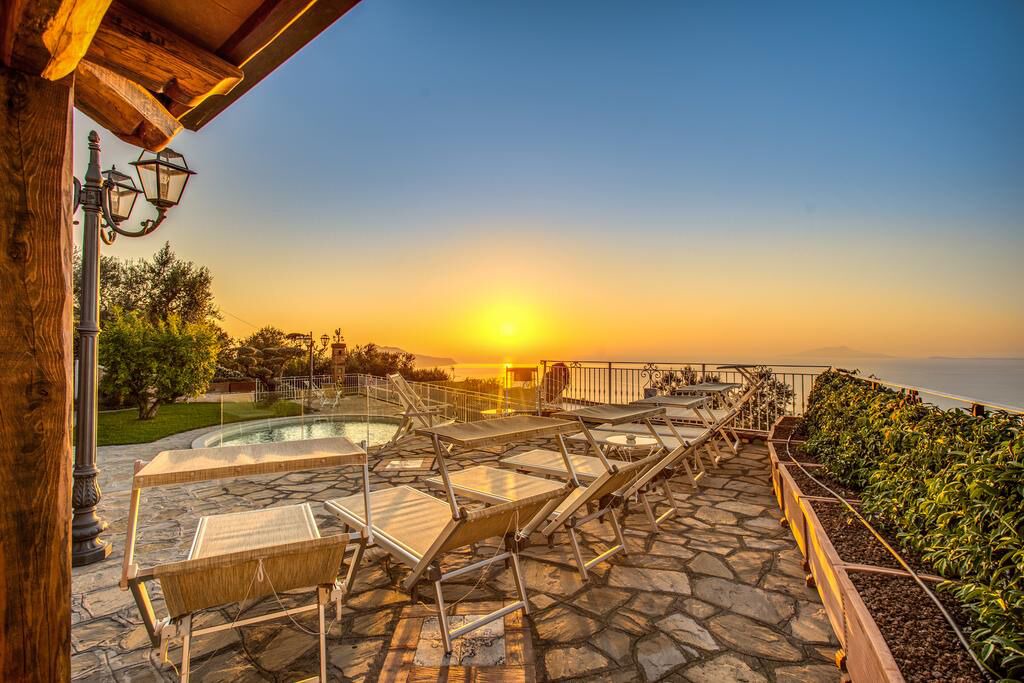 Photo of Patio Balcony in Sant'Agata sui Due Golfi