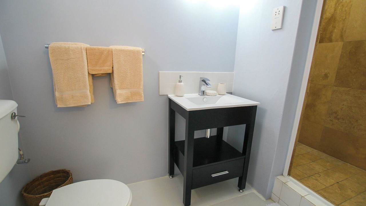 Photo of Bathroom in Lower Carlton