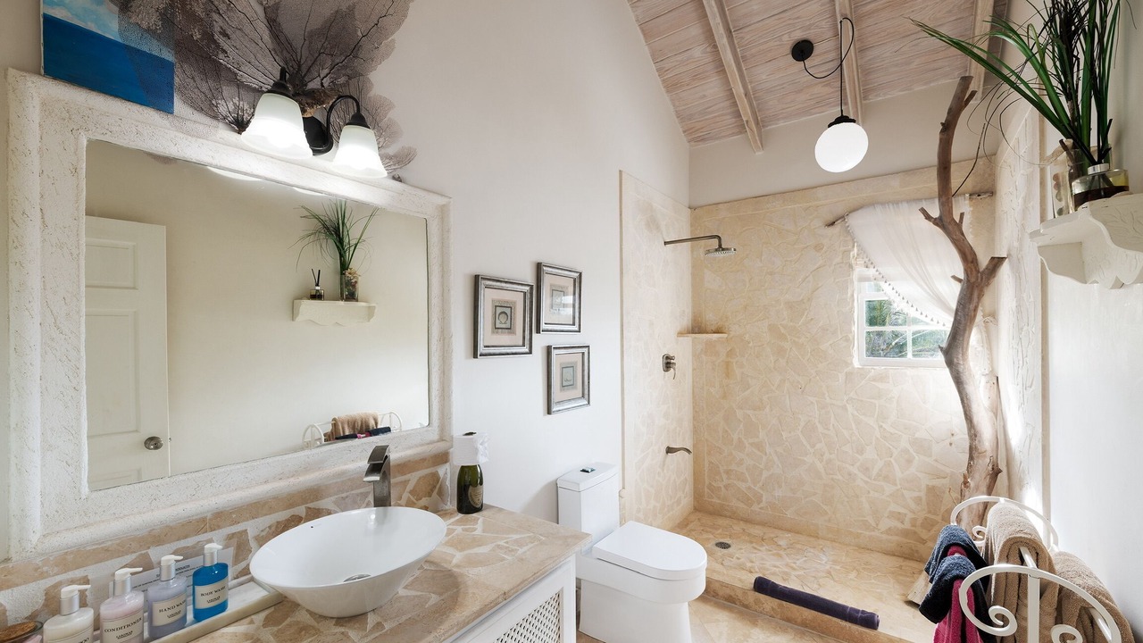 Photo of Bathroom in Belair
