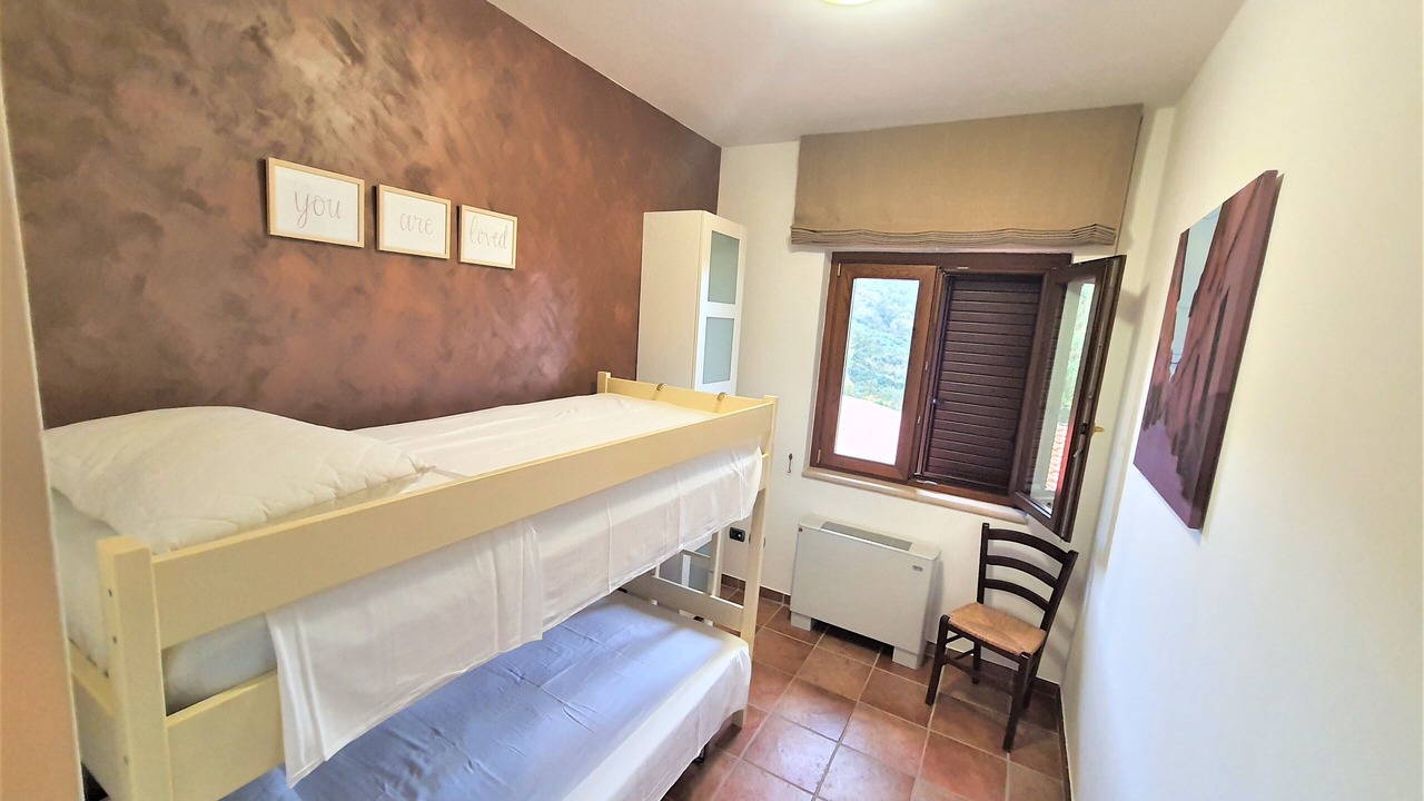 Photo of Bedroom in Laureana Cilento