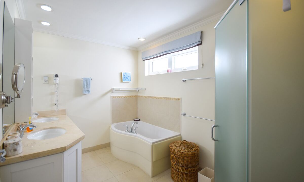 Photo of Bathroom in Saint Matthias