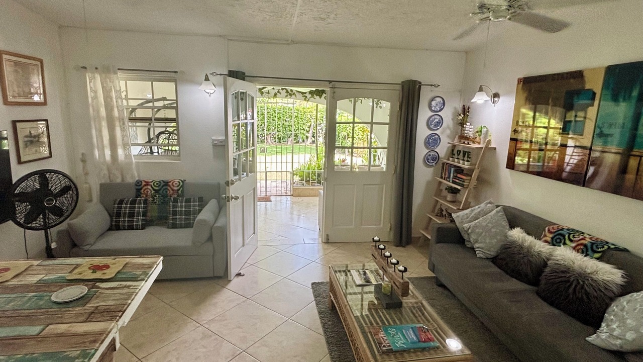 Photo of Livingroom in Sunset Crest