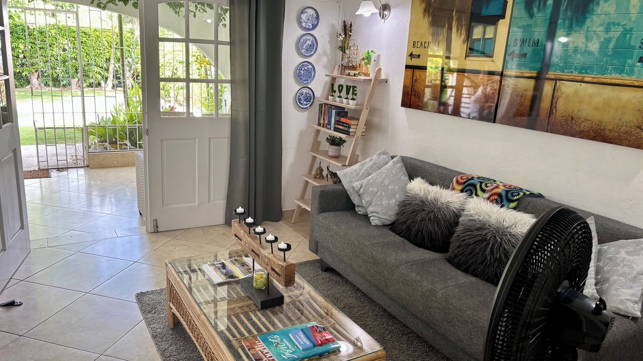Photo of Livingroom in Sunset Crest