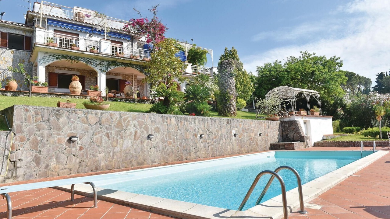 Photo of Outdoor in Scario